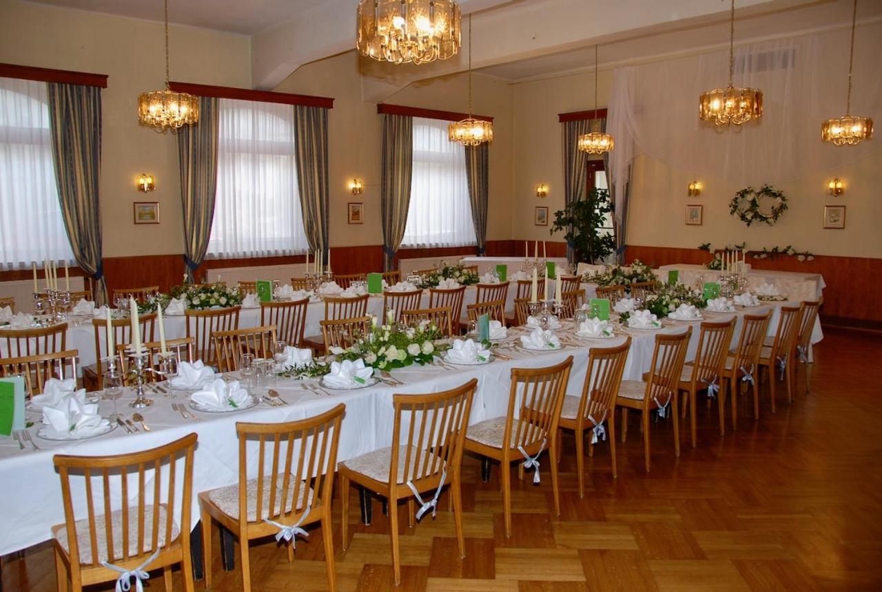 Hotel Velden Bacherlwirt Velden am Wörthersee Buitenkant foto