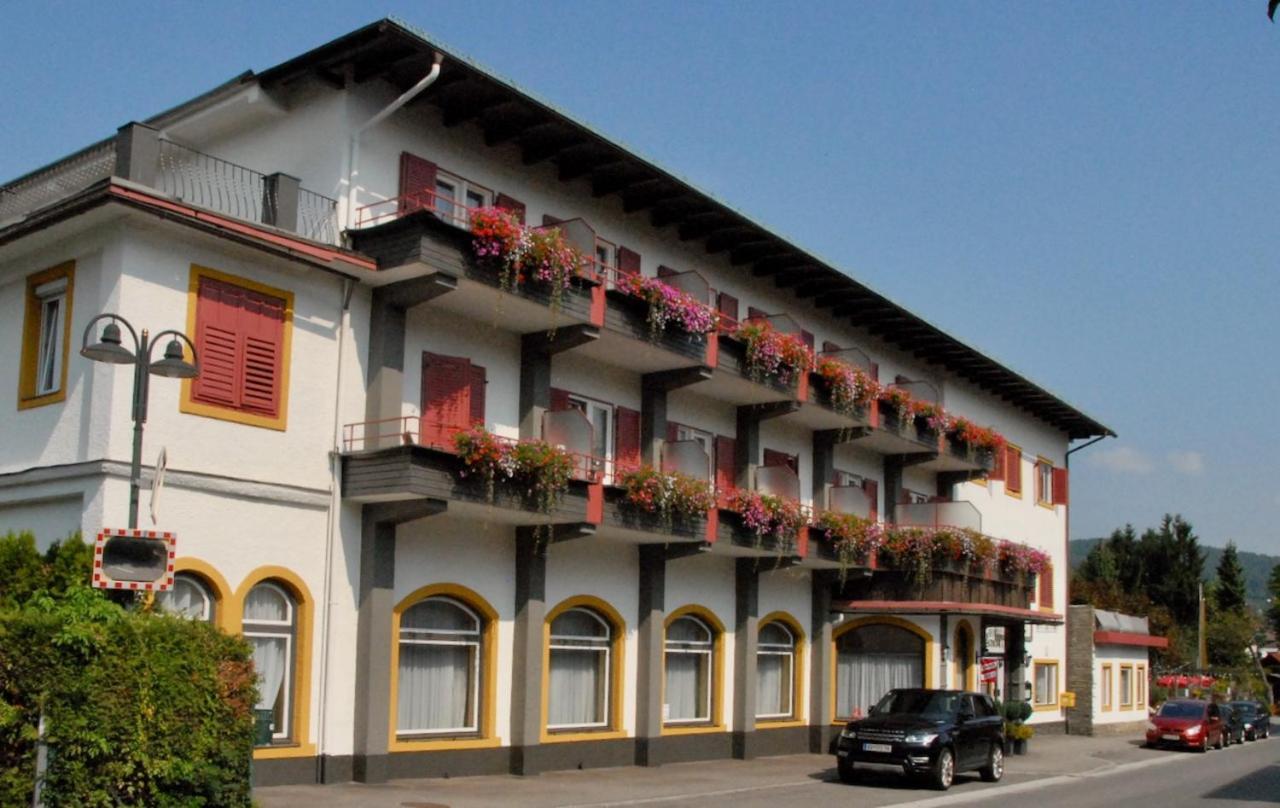 Hotel Velden Bacherlwirt Velden am Wörthersee Buitenkant foto