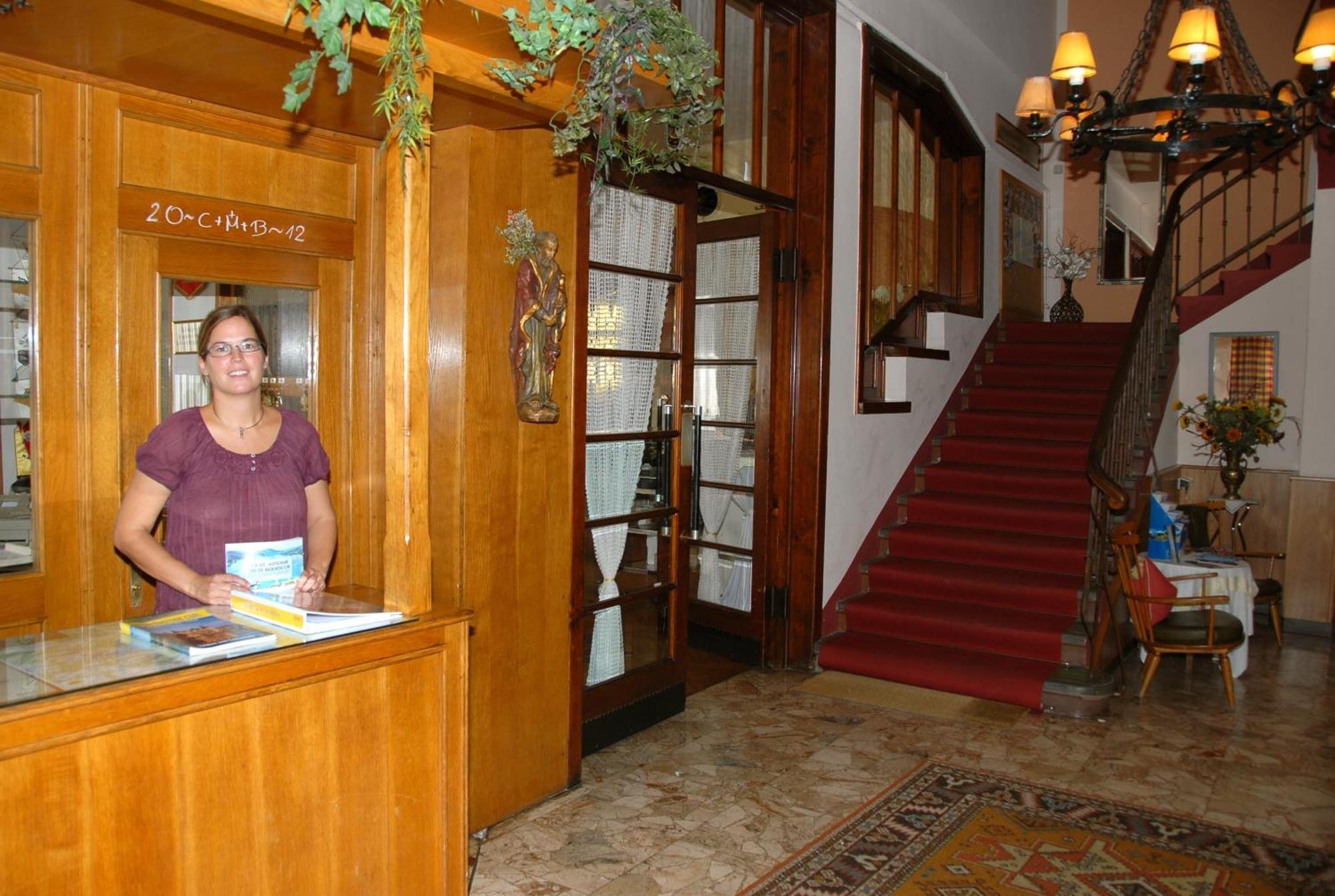 Hotel Velden Bacherlwirt Velden am Wörthersee Buitenkant foto