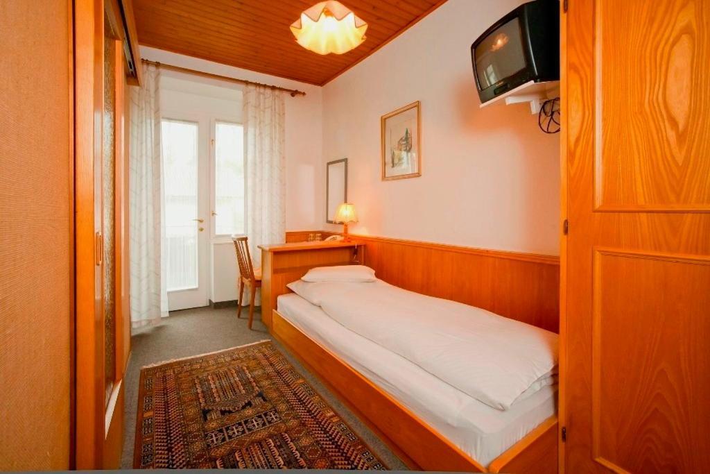 Hotel Velden Bacherlwirt Velden am Wörthersee Kamer foto